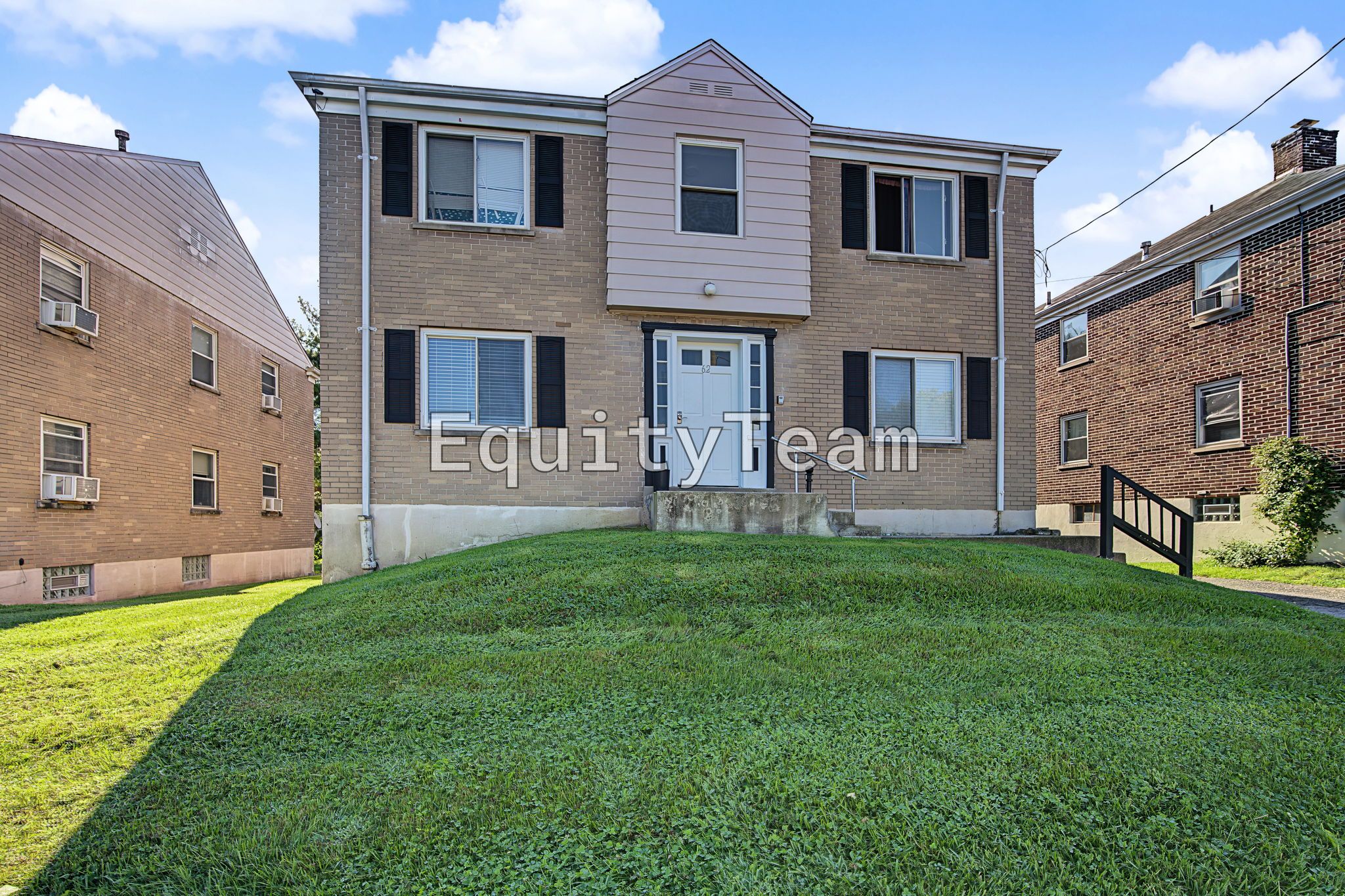62 Gorman Lane Apt B, photo 1 of 12