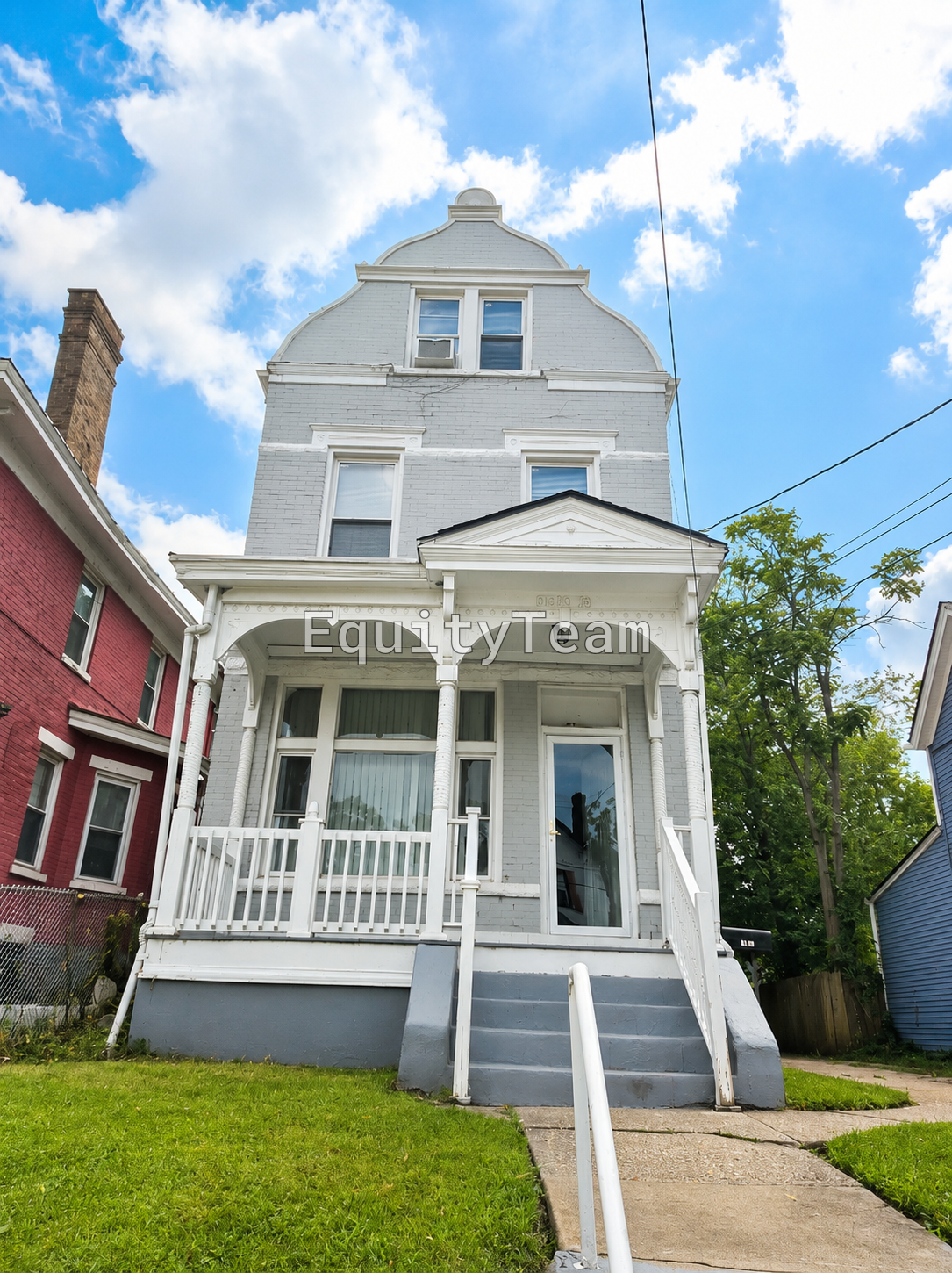 3318 Graydon Ave Apt 2, photo 1 of 12