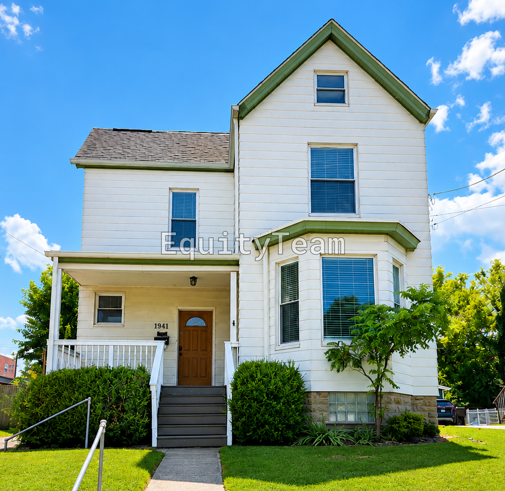 1941 Delaware Avenue, photo 1 of 24