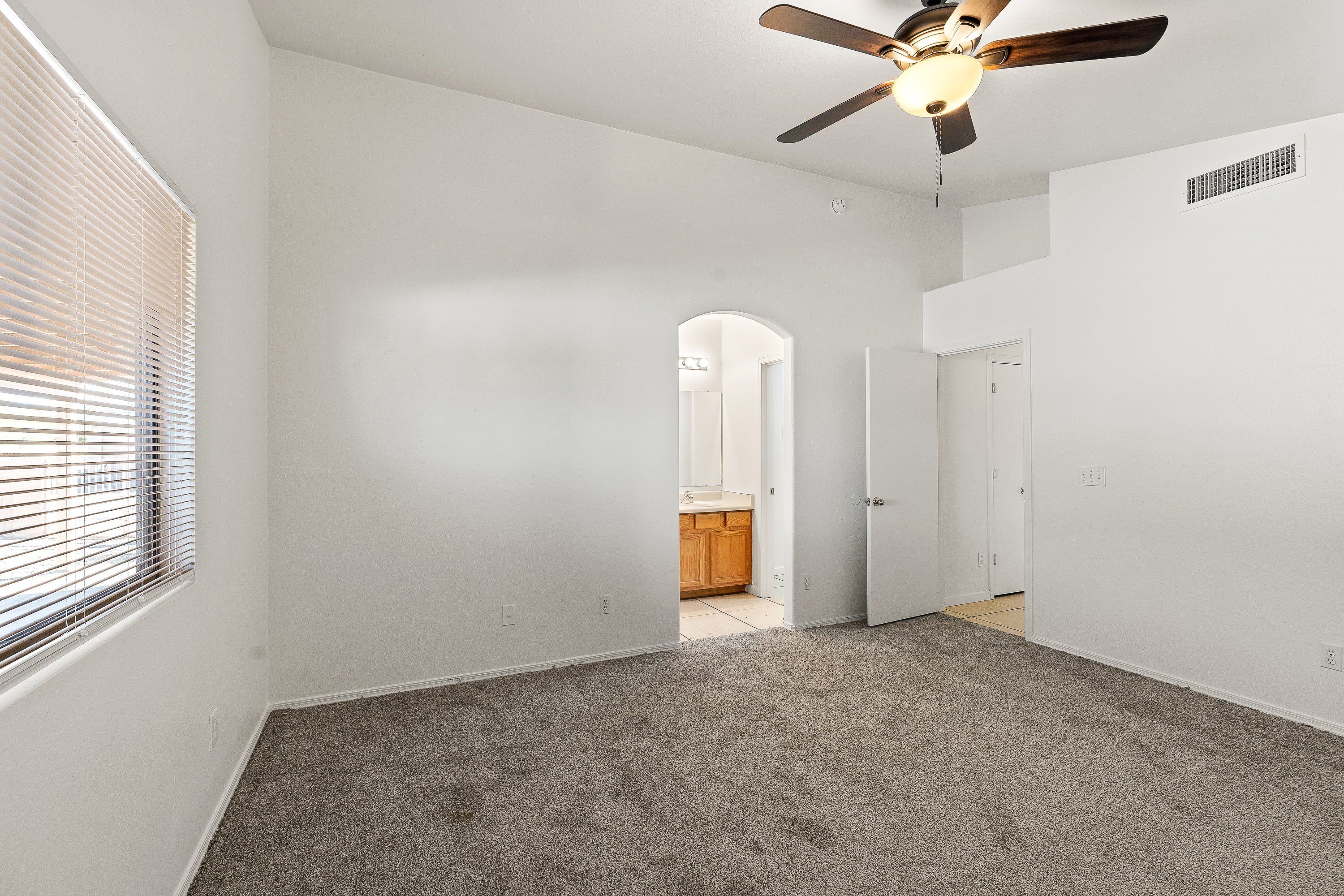 Reszi rental home images