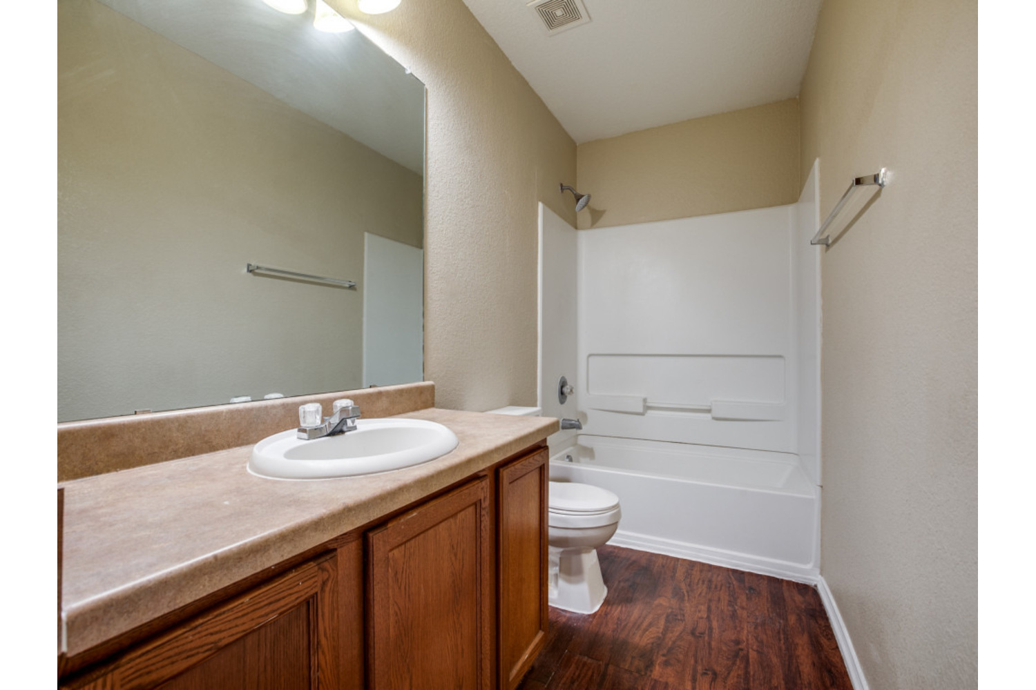 Reszi rental home images