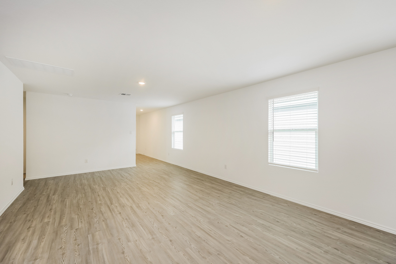 A property photo of 8810 McCoy Pass  Converse TX 78109