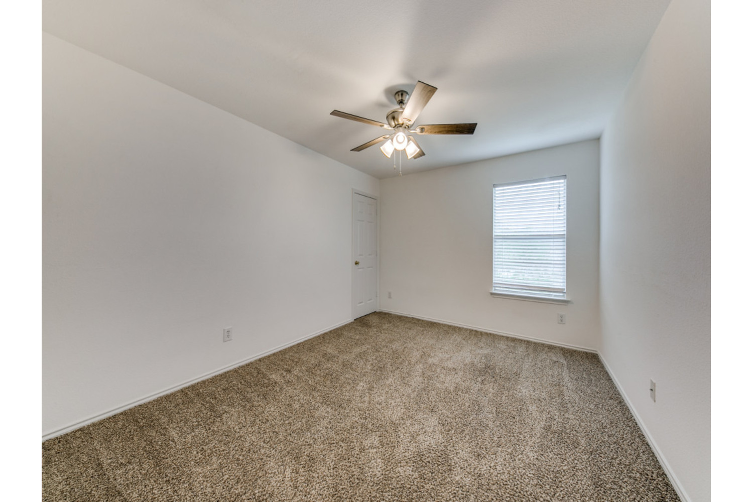 A property photo of 331 Lucille  Converse TX 78109