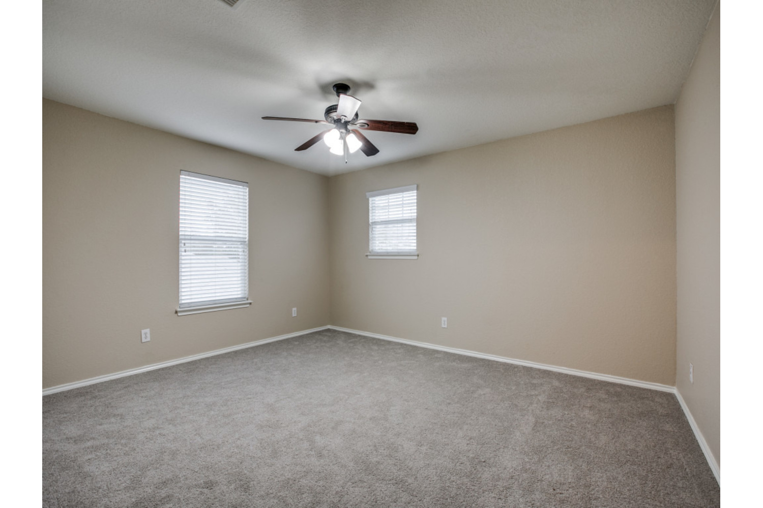 Reszi rental home images