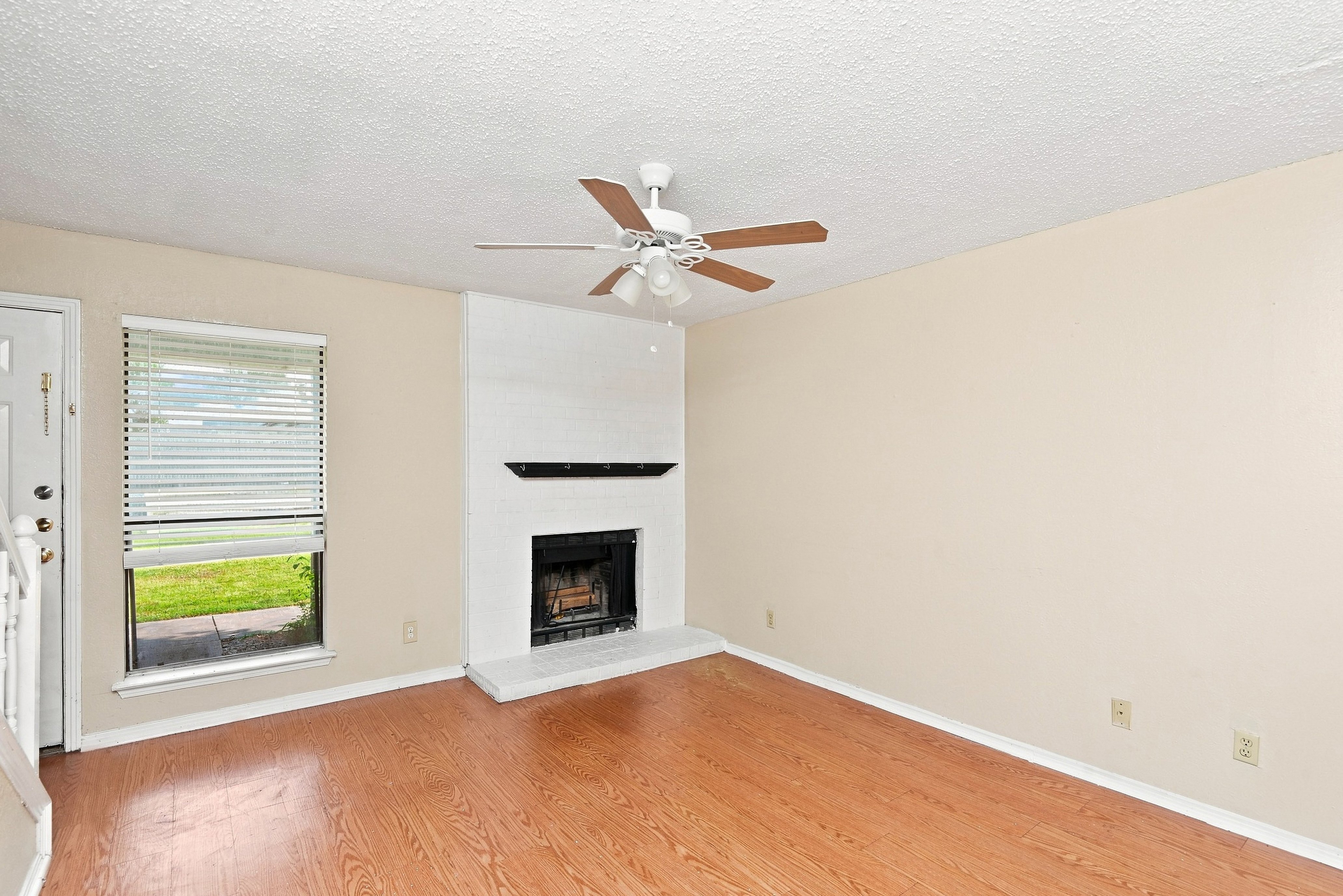 5947 Shadydell Drive