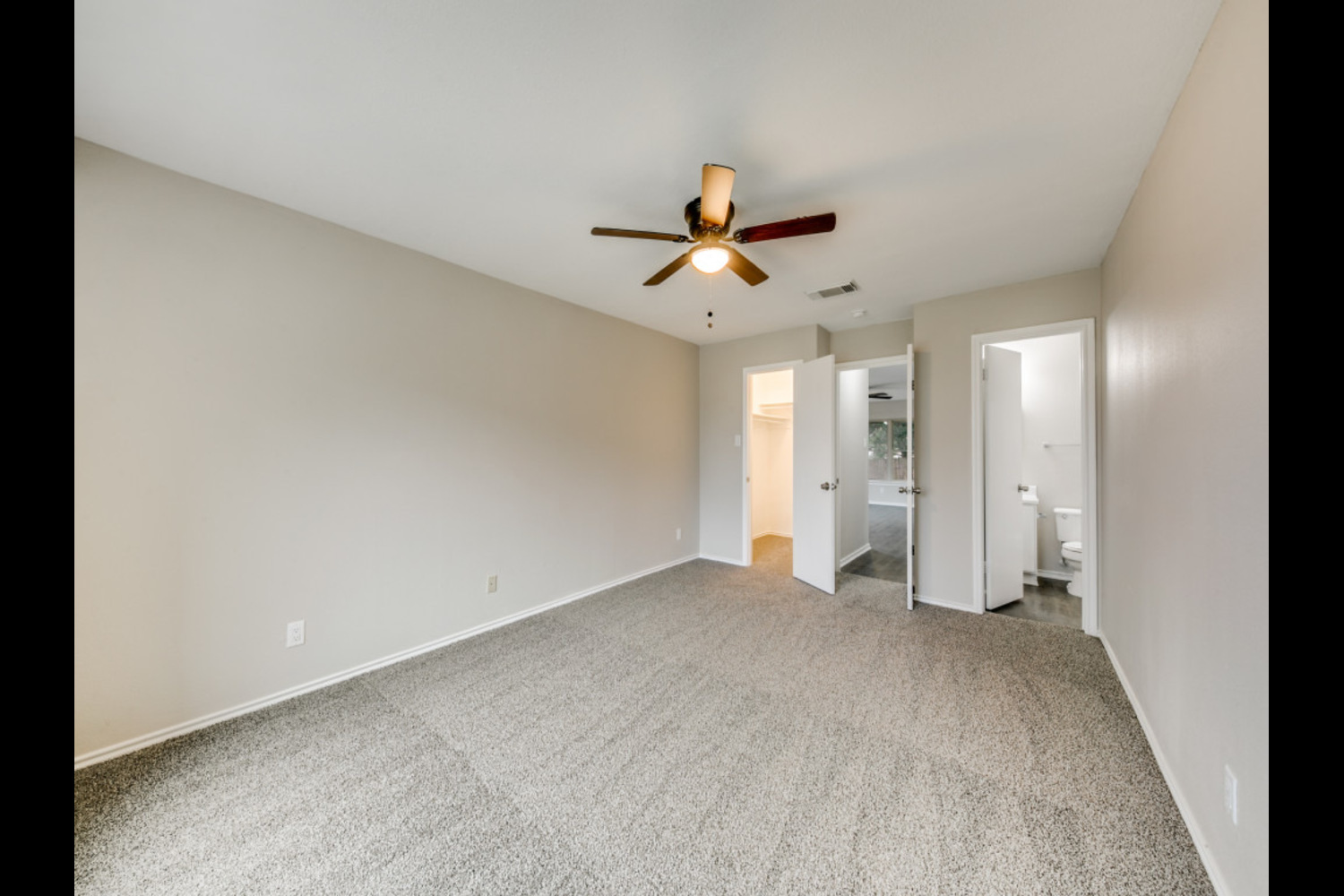 A property photo of 6722 Badger Pass Drive  San Antonio TX 78239