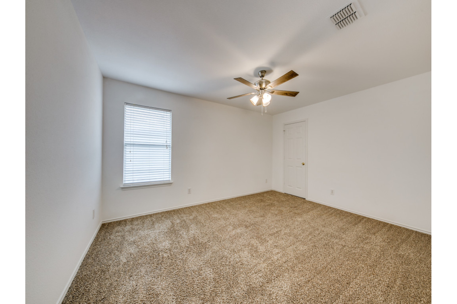 A property photo of 331 Lucille  Converse TX 78109