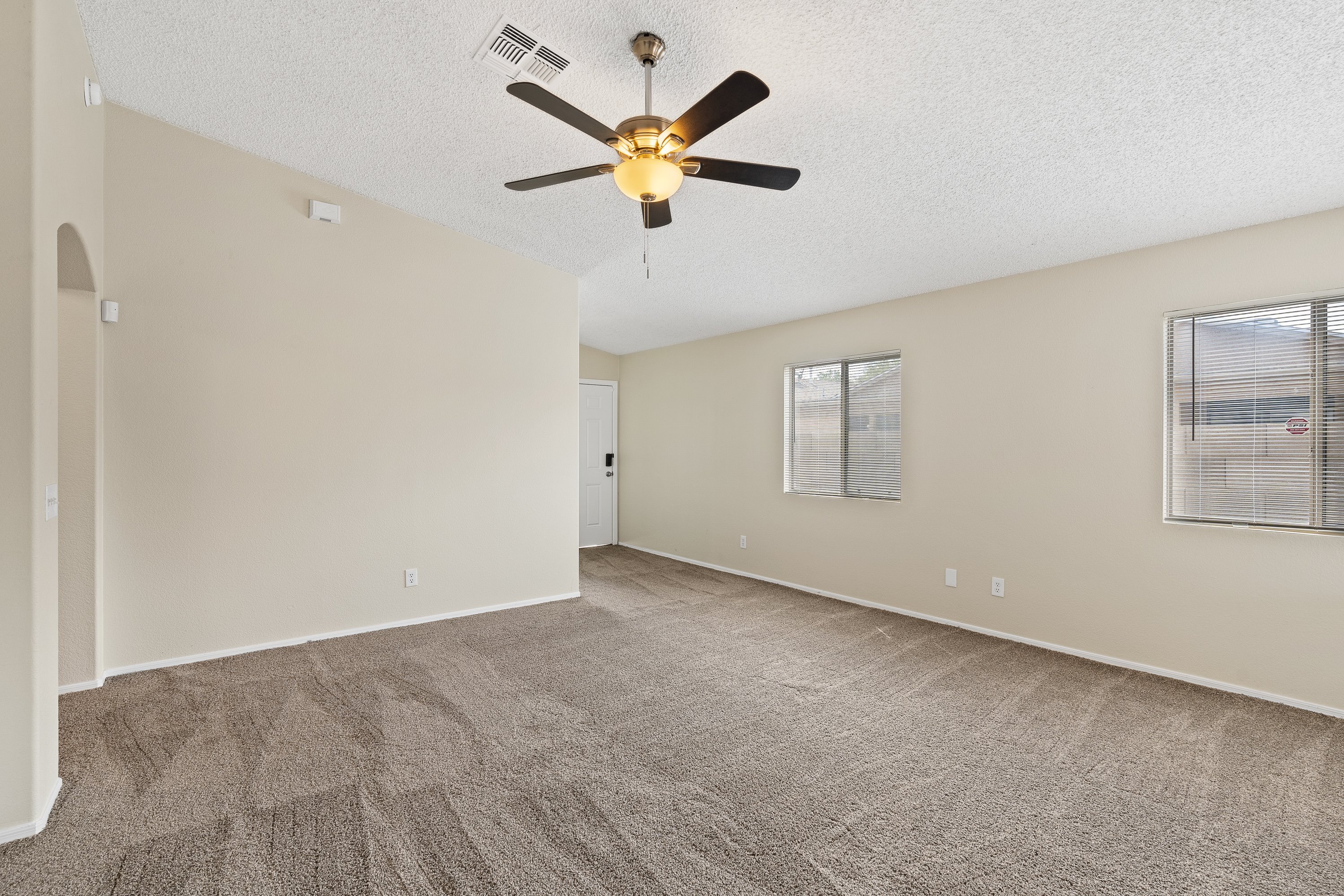 Reszi rental home images