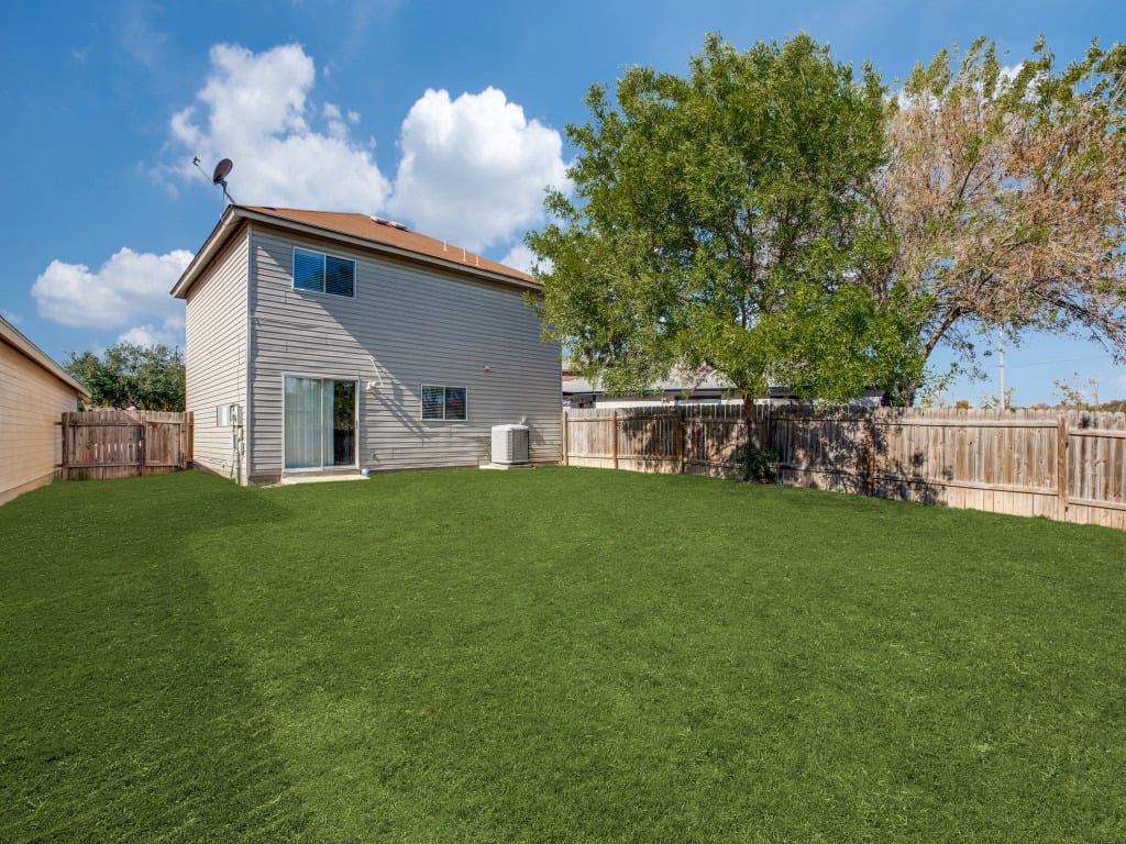 Reszi rental home images