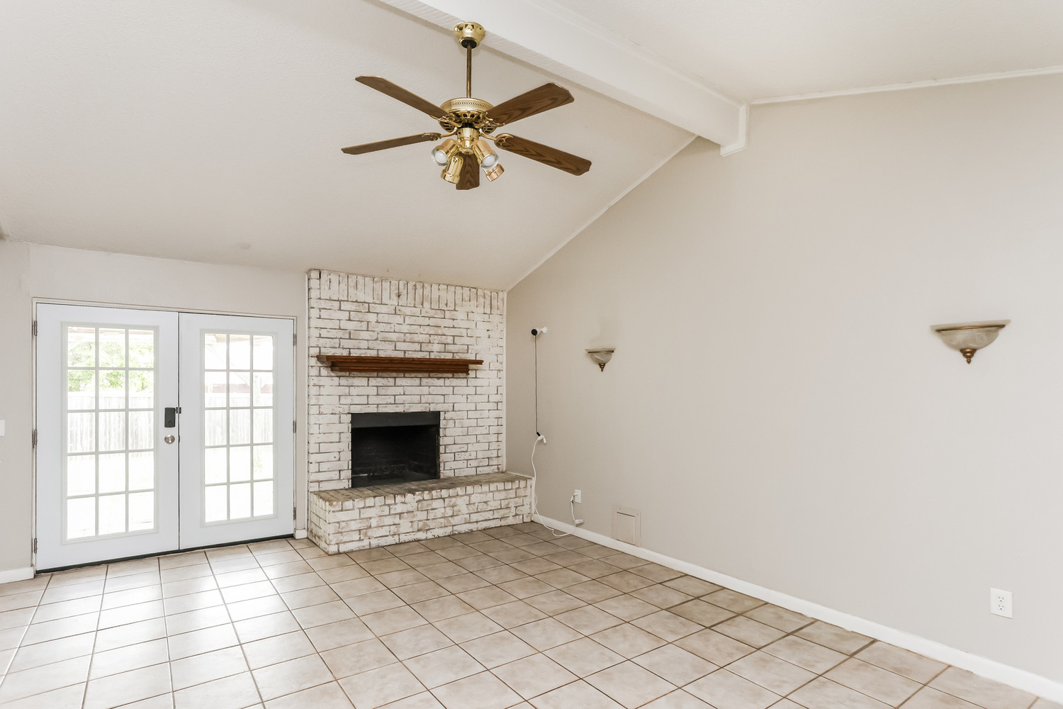 A property photo of 7404 Cheryl Court  Watauga TX 76148