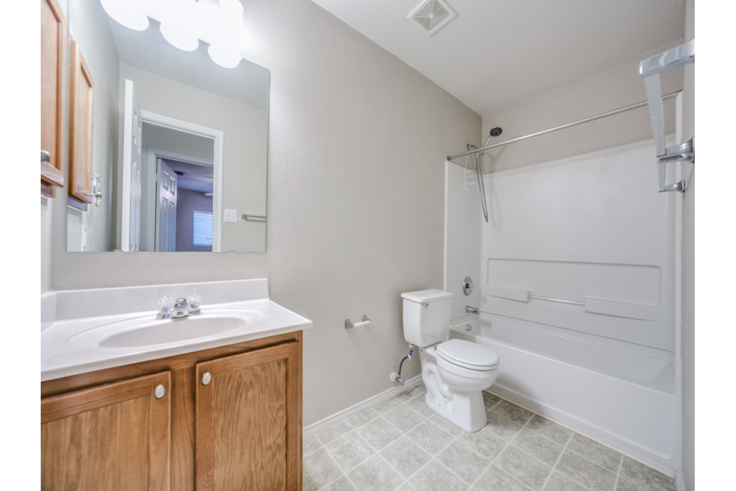 A property photo of 216 Weeping Willow  Cibolo TX 78108