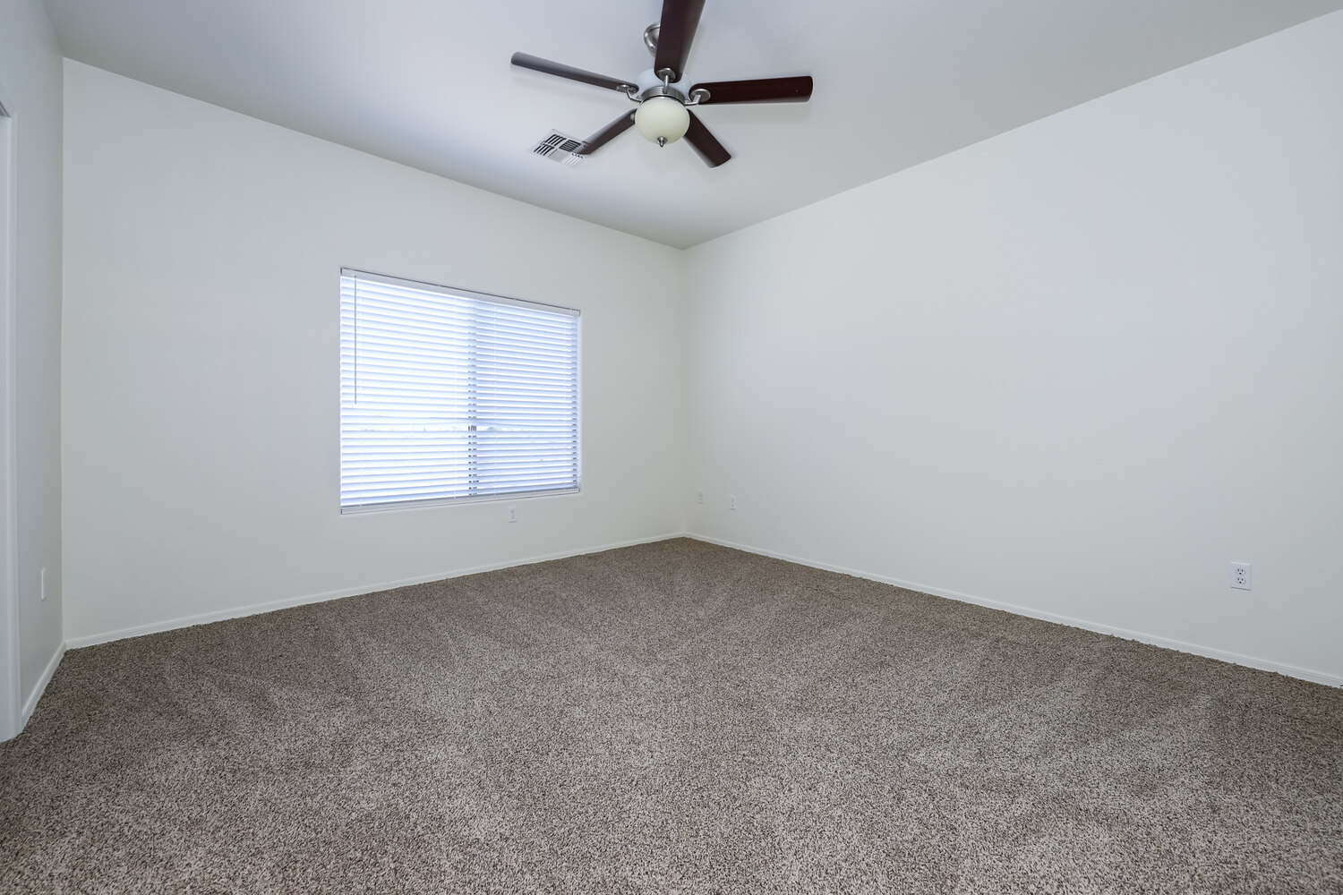 Reszi rental home images