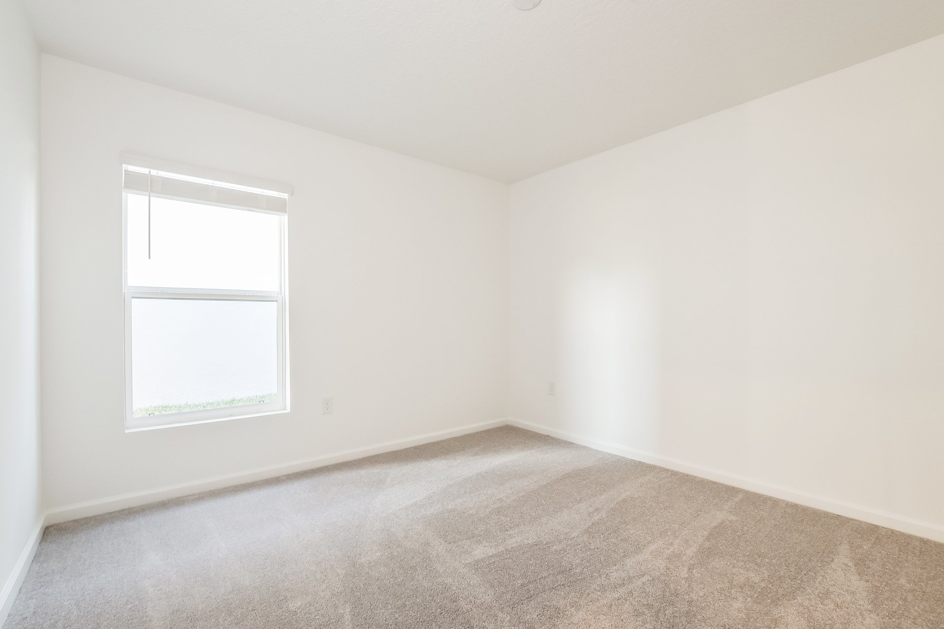 A property photo of 1338 Inkberry Cir  Deland FL 32720-6620