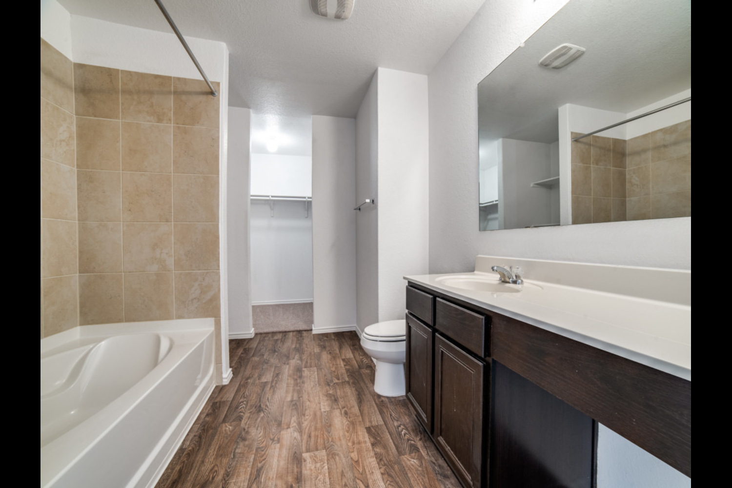 Reszi rental home images