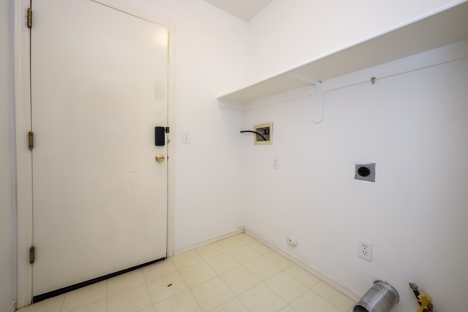 Reszi rental home images