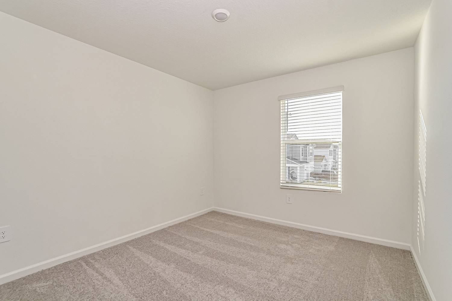 A property photo of 2207 Chris Drive  Winter Haven FL 33884