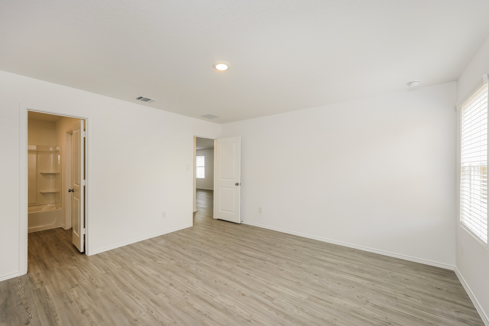 A property photo of 8810 McCoy Pass  Converse TX 78109