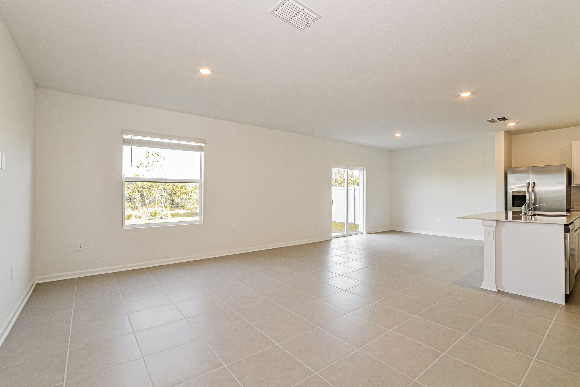 A property photo of 2207 Chris Drive  Winter Haven FL 33884