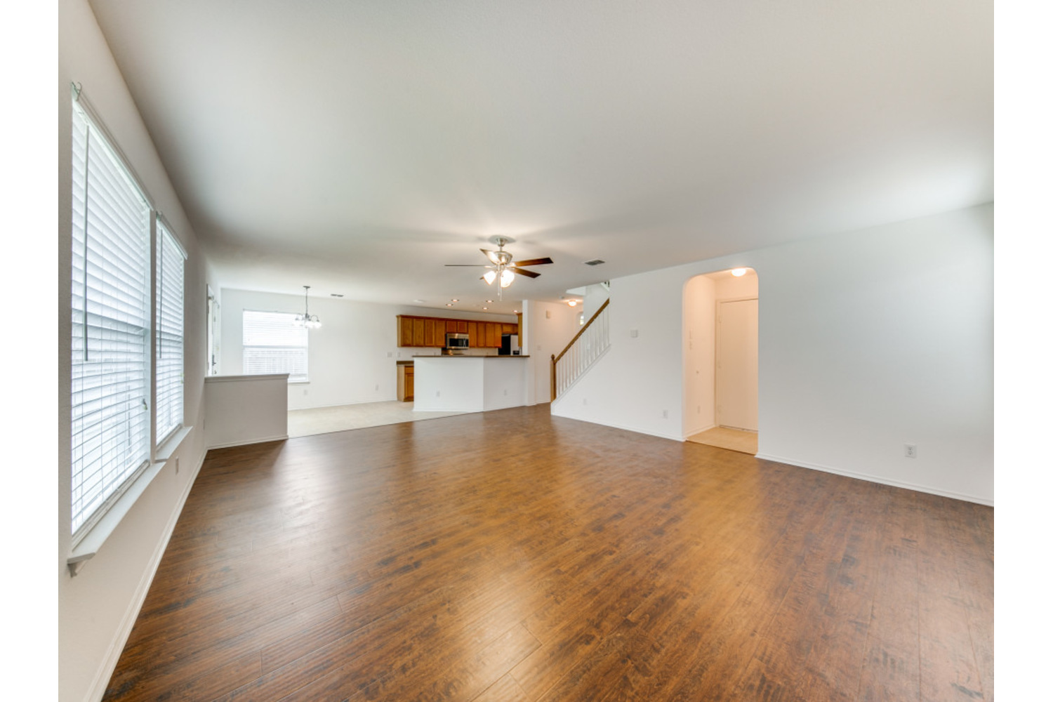 A property photo of 331 Lucille  Converse TX 78109