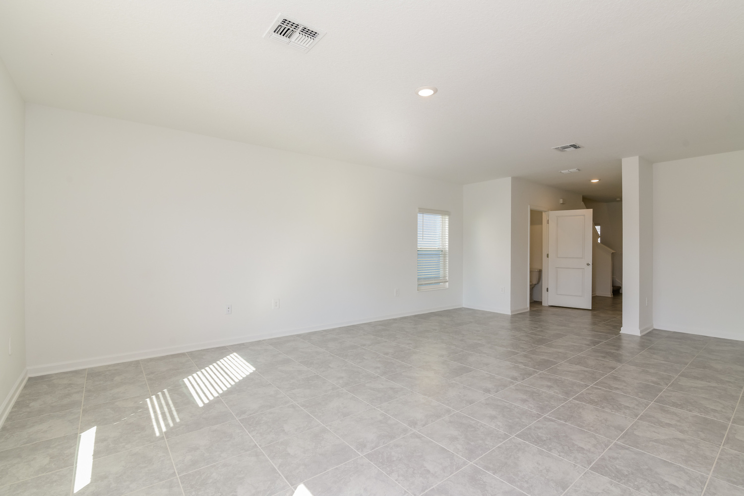 A property photo of 956 Harold Pass  Winter Haven FL 33884