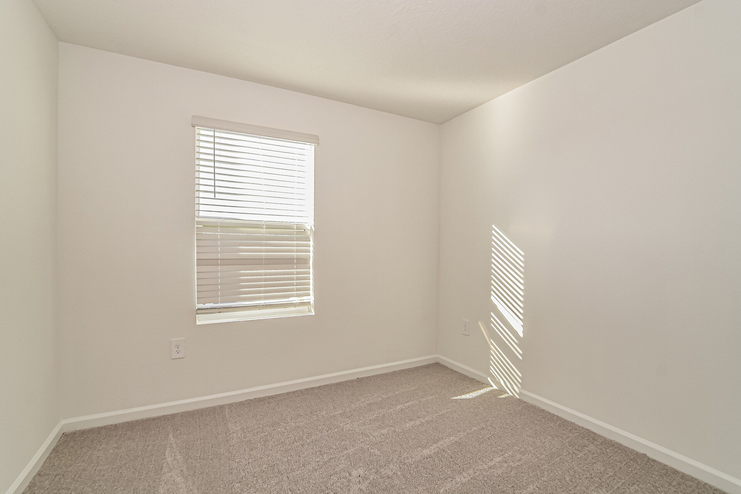 A property photo of 2207 Chris Drive  Winter Haven FL 33884