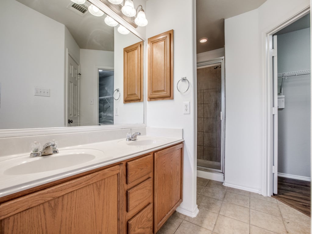 Reszi rental home images