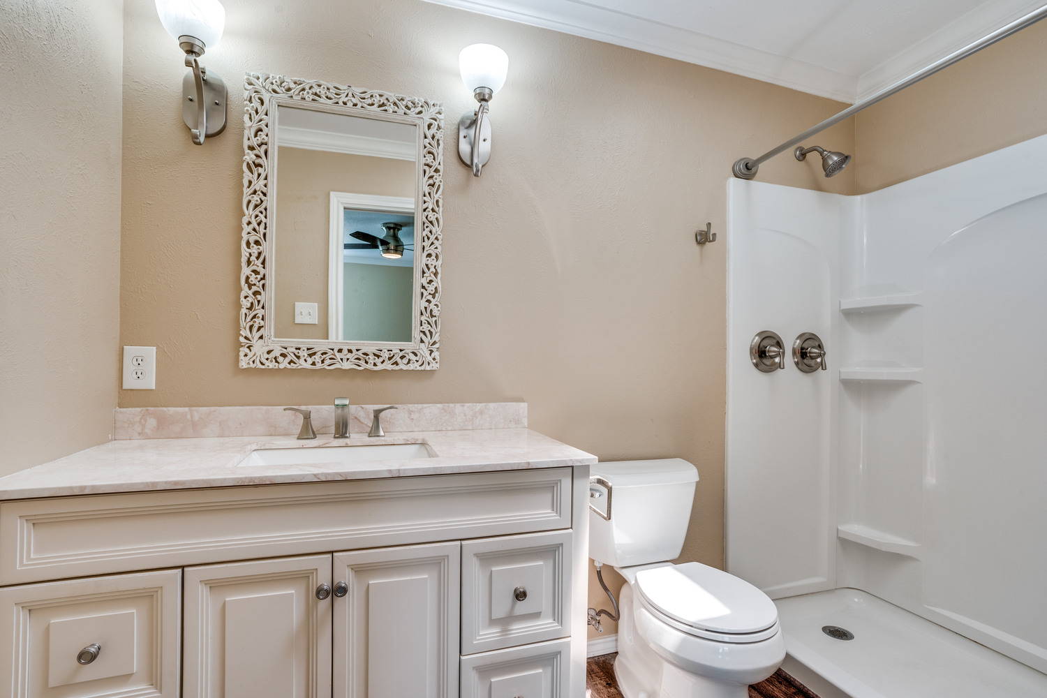 A property photo of 1410 Thackery Drive  Arlington TX 76018
