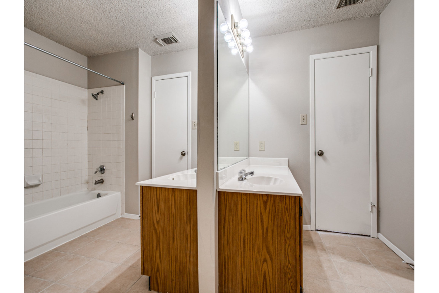 A property photo of 7318 Belmede Court  Converse TX 78109
