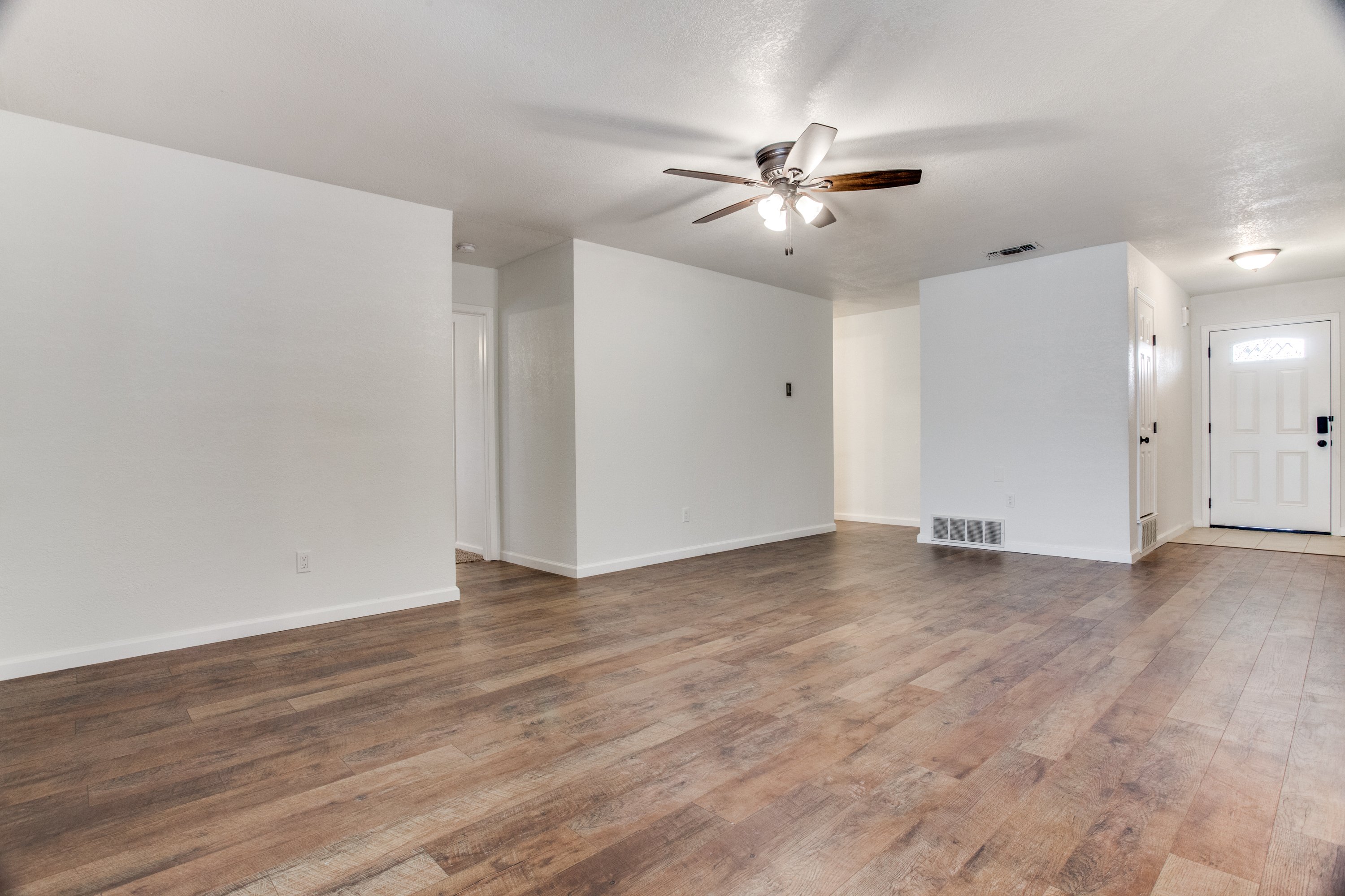 Reszi rental home images