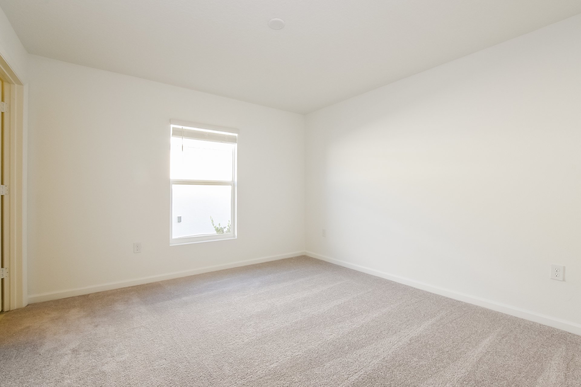 A property photo of 1338 Inkberry Cir  Deland FL 32720-6620