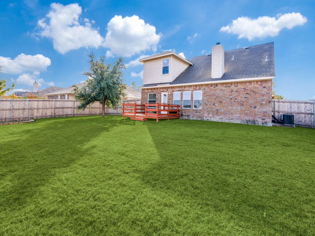 A property photo of 320 Cookston Lane  Royse City TX 75189