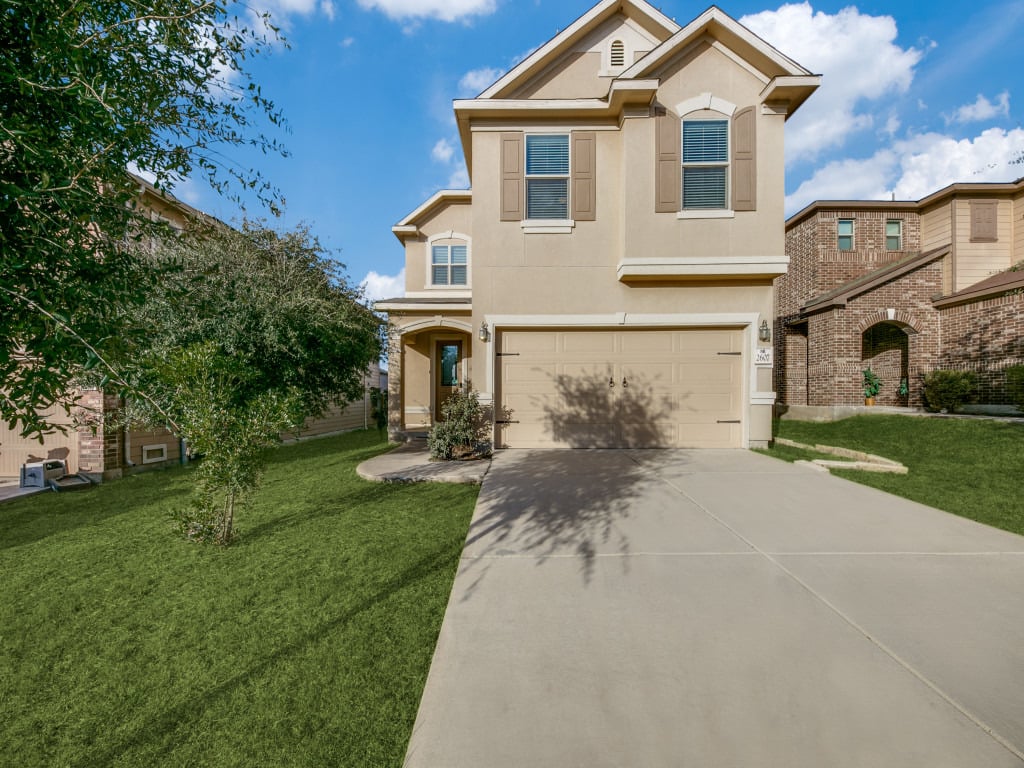 Rental Listing Image - 2607 Green Leaf Way