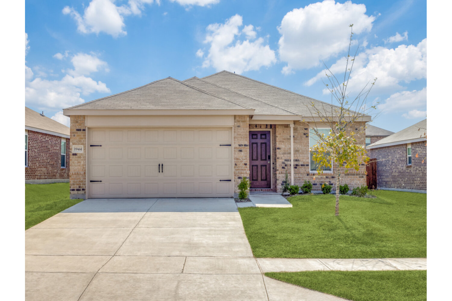 Rental Listing Image - 1944 Fox Glove Street