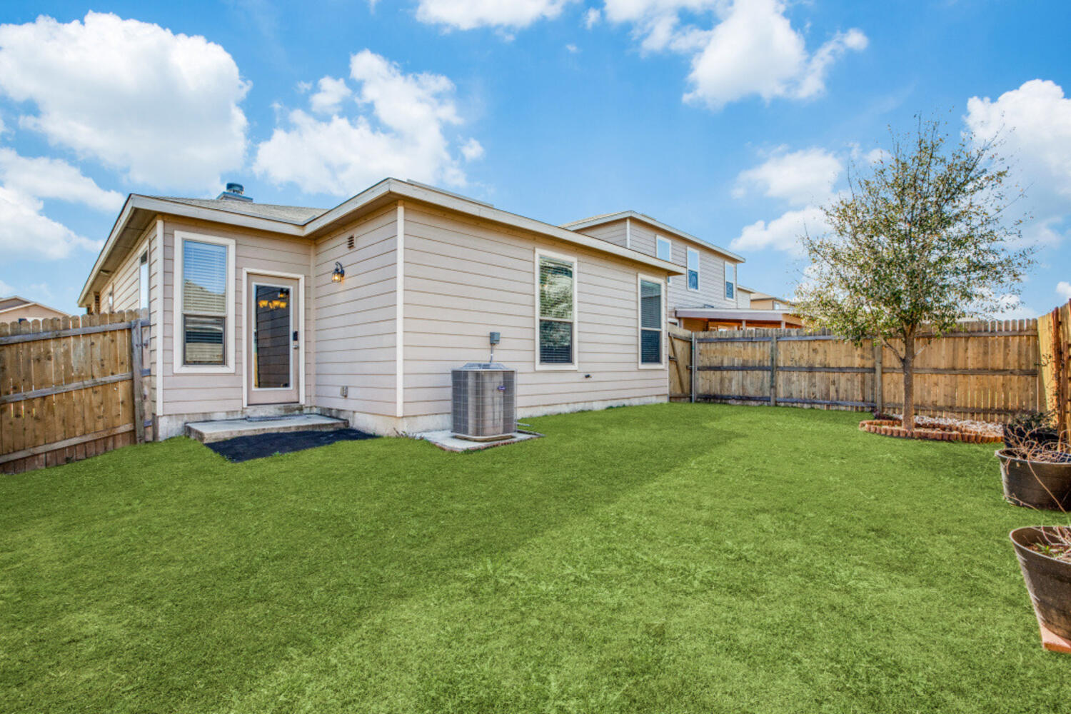 Reszi rental home images