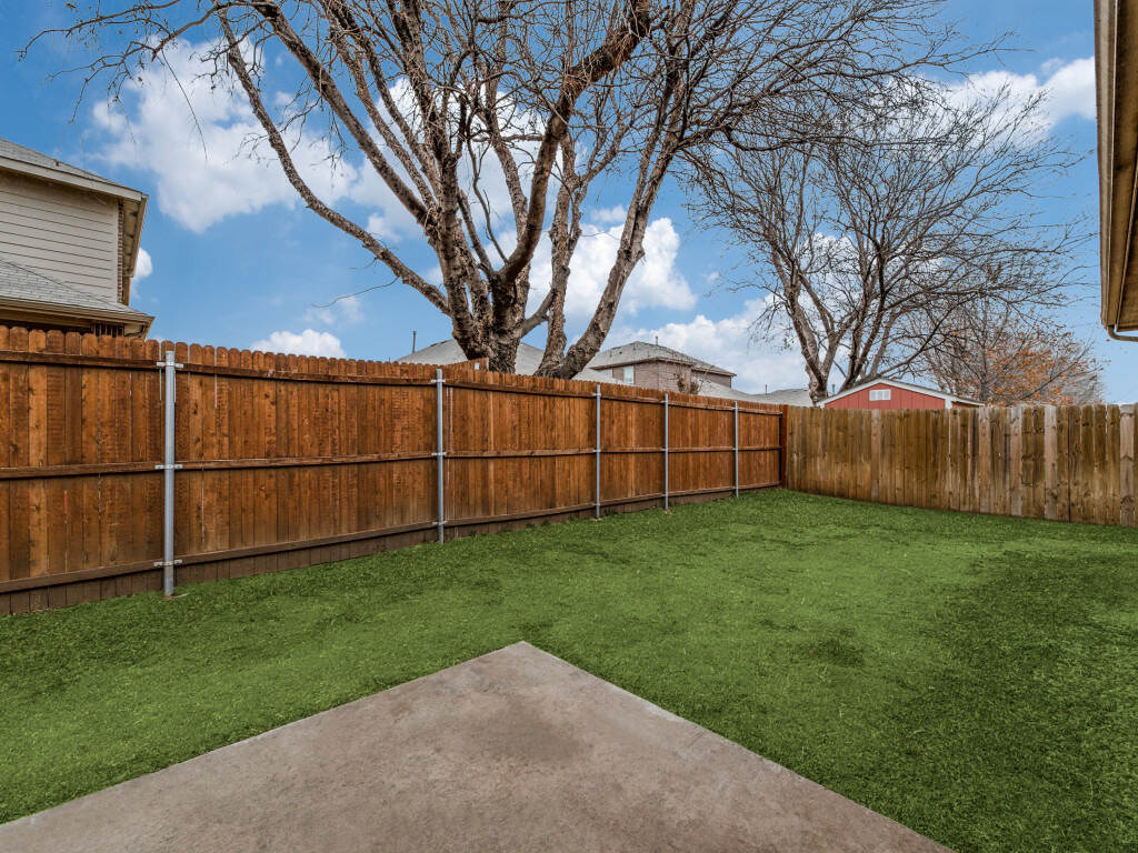 A property photo of 632 Condor Trail  Saginaw TX 76131