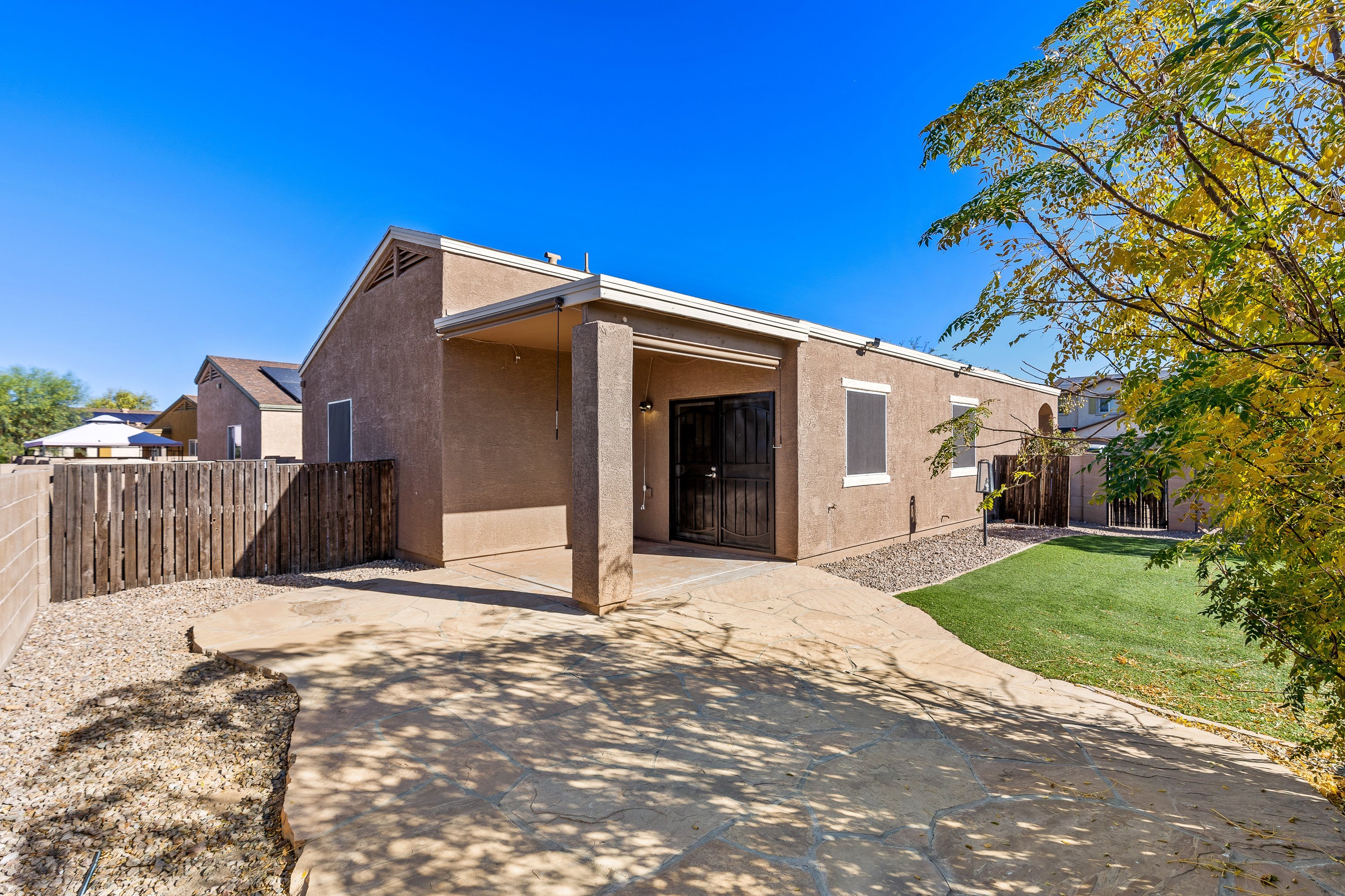 Reszi rental home images