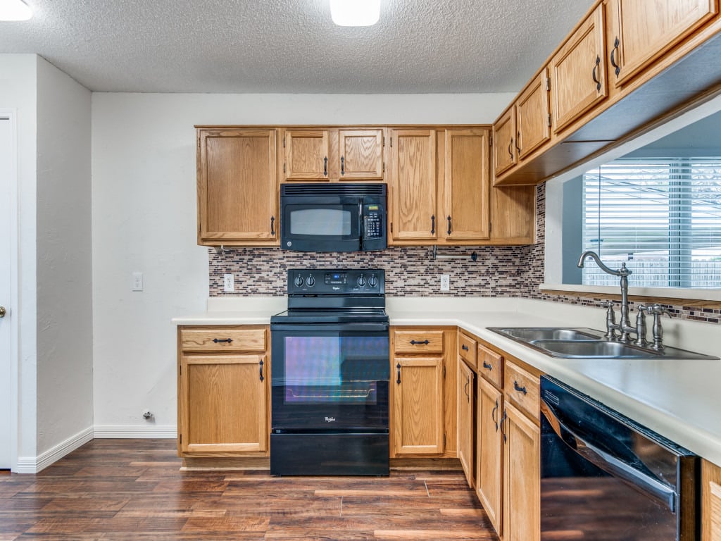 Reszi rental home images