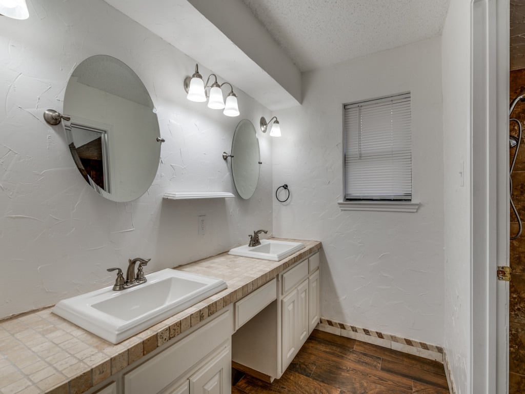 Reszi rental home images