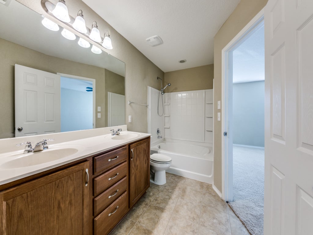 A property photo of 2607 Green Leaf Way  San Antonio TX 78244