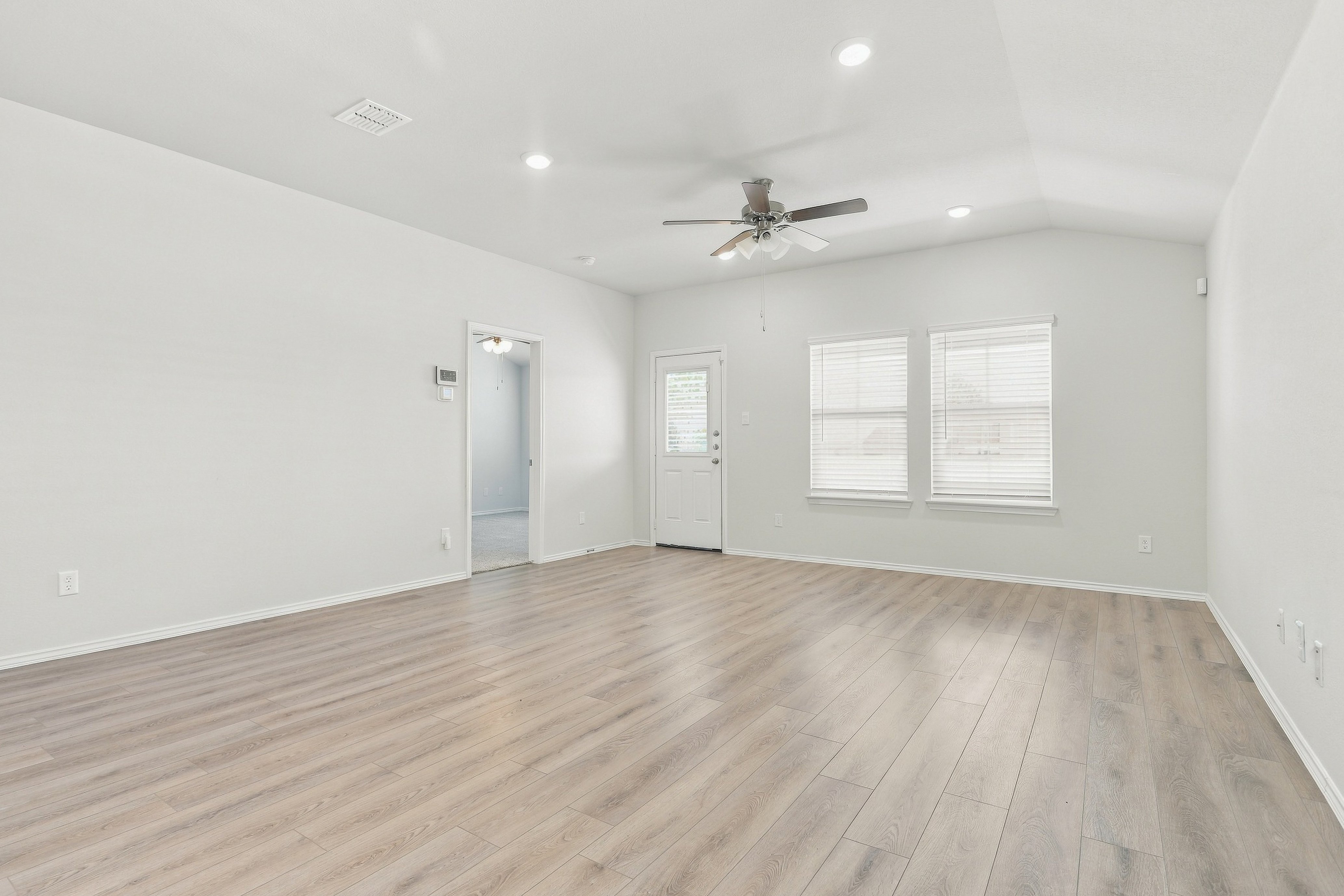 12508 Tarres Ct., Lorena, TX 76655, USA rental property photo 4