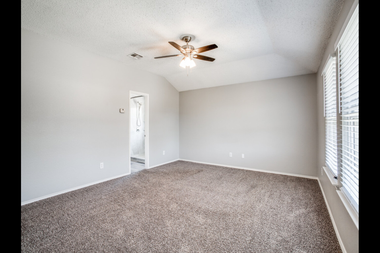 A property photo of 624 Canyon Place  DeSoto TX 75115