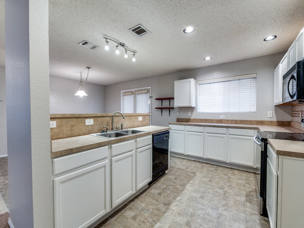 Reszi rental home images