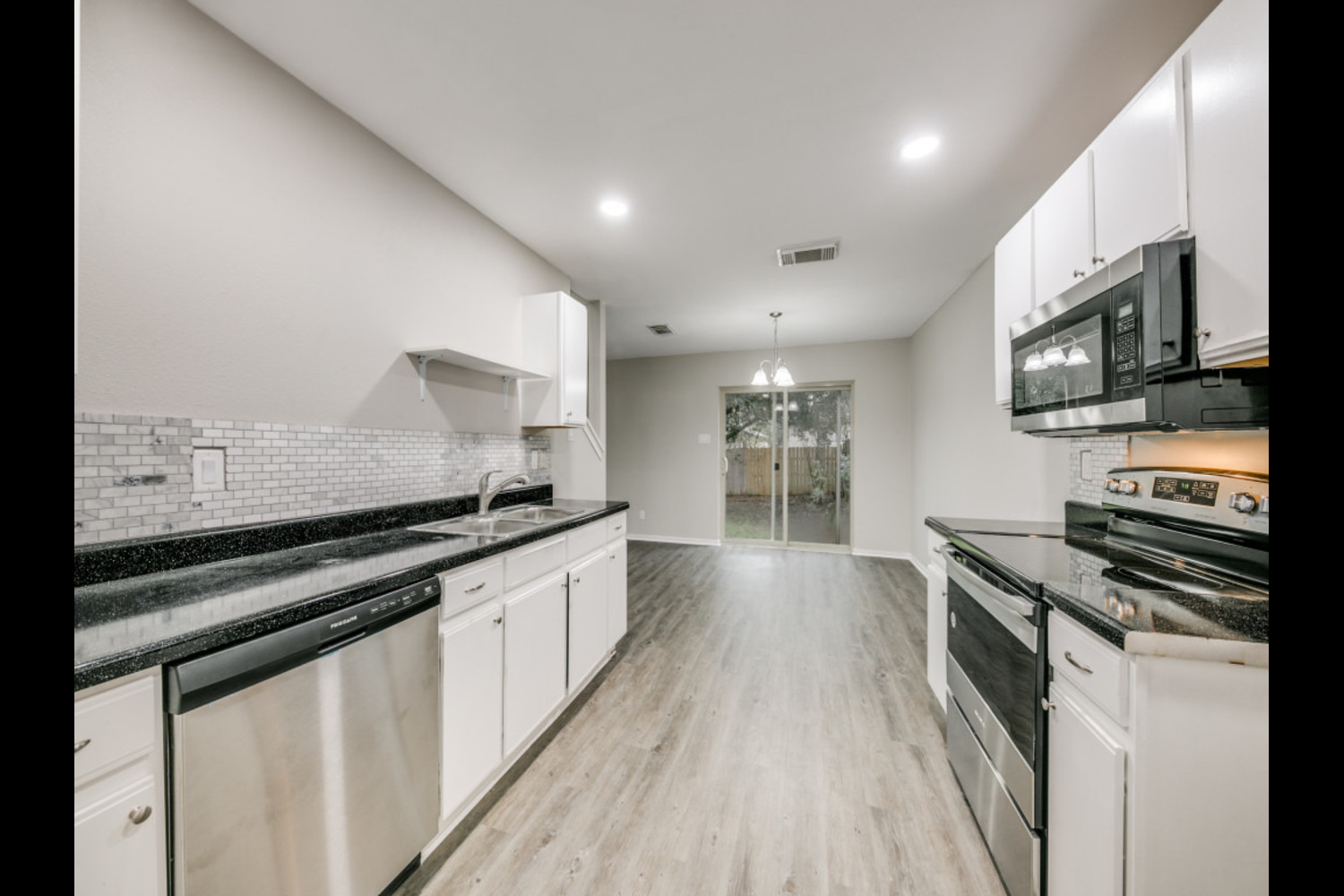 A property photo of 6722 Badger Pass Drive  San Antonio TX 78239