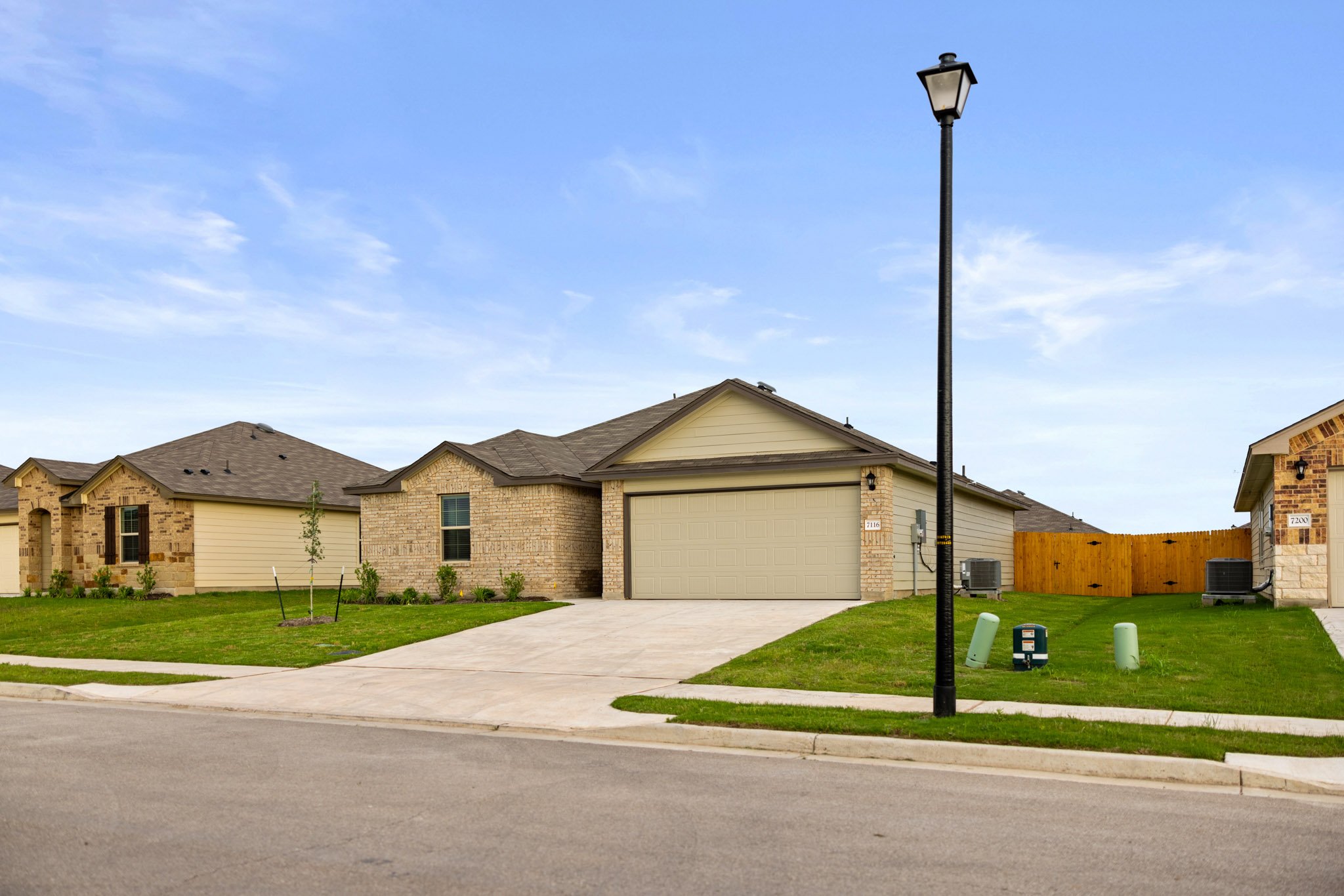 7116 Canadian Dr, China Spring, TX 76633, USA rental property photo 2