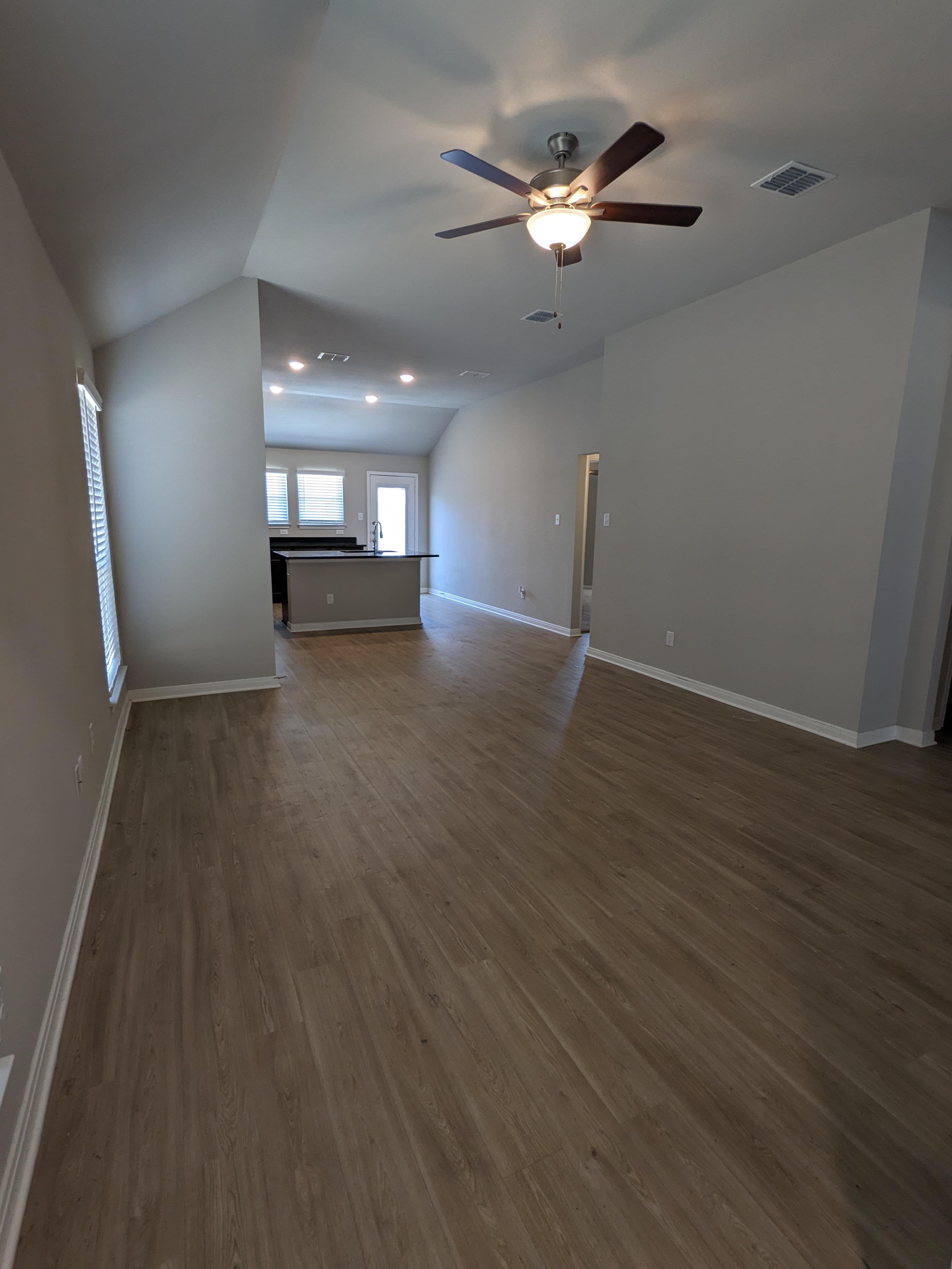 3909 Rimfire Rd, Waco, TX 76705, USA rental property photo 2