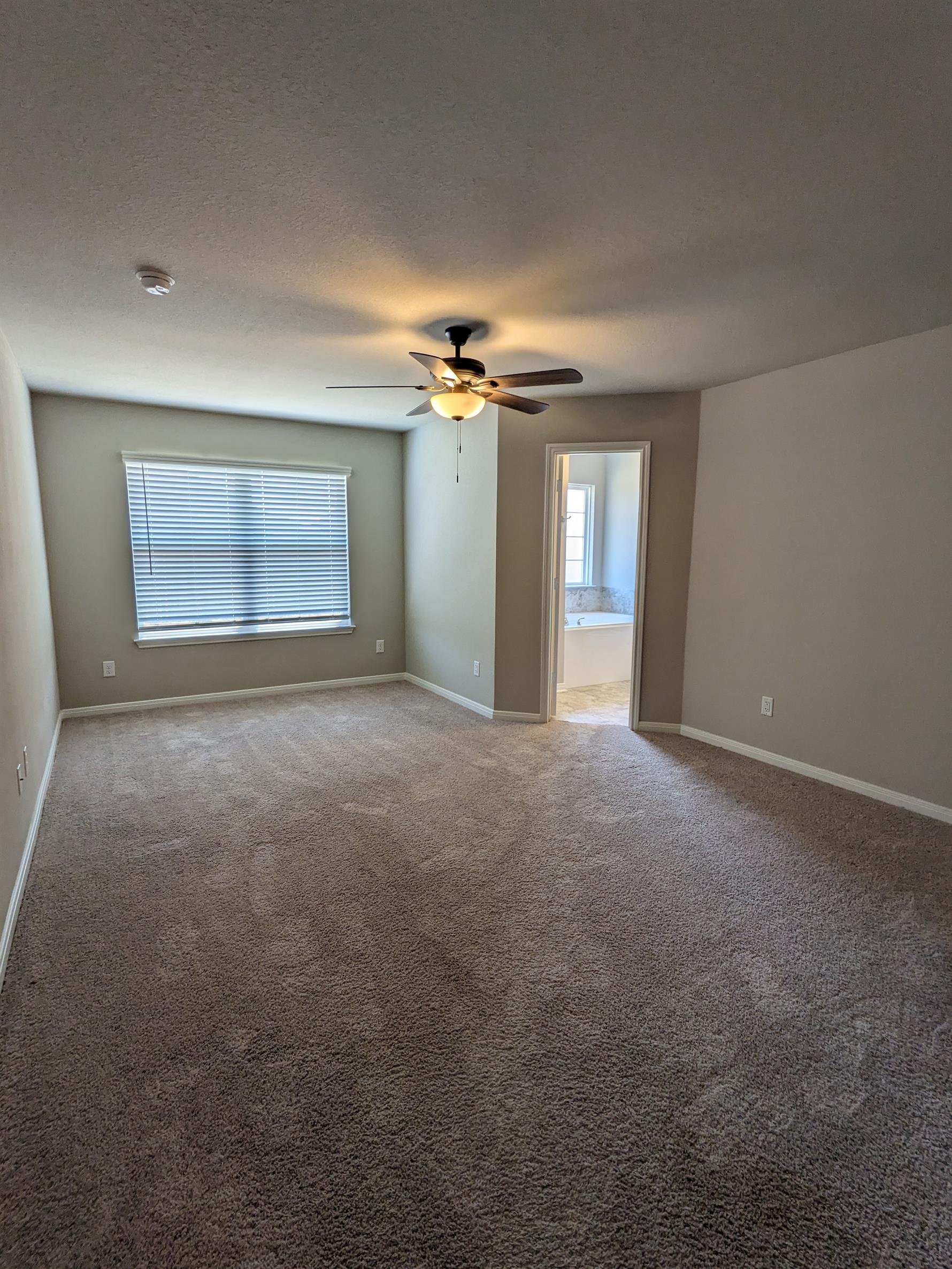 3909 Rimfire Rd, Waco, TX 76705, USA rental property photo 3