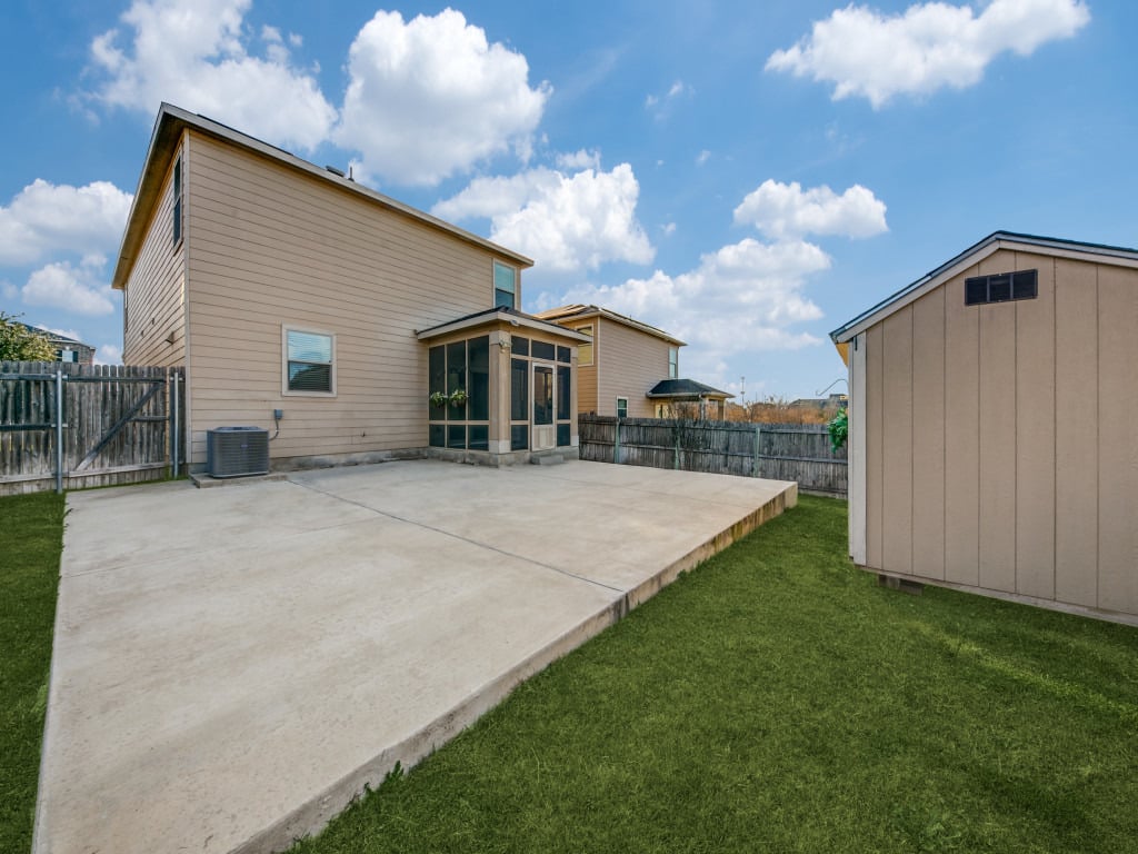 A property photo of 2607 Green Leaf Way  San Antonio TX 78244