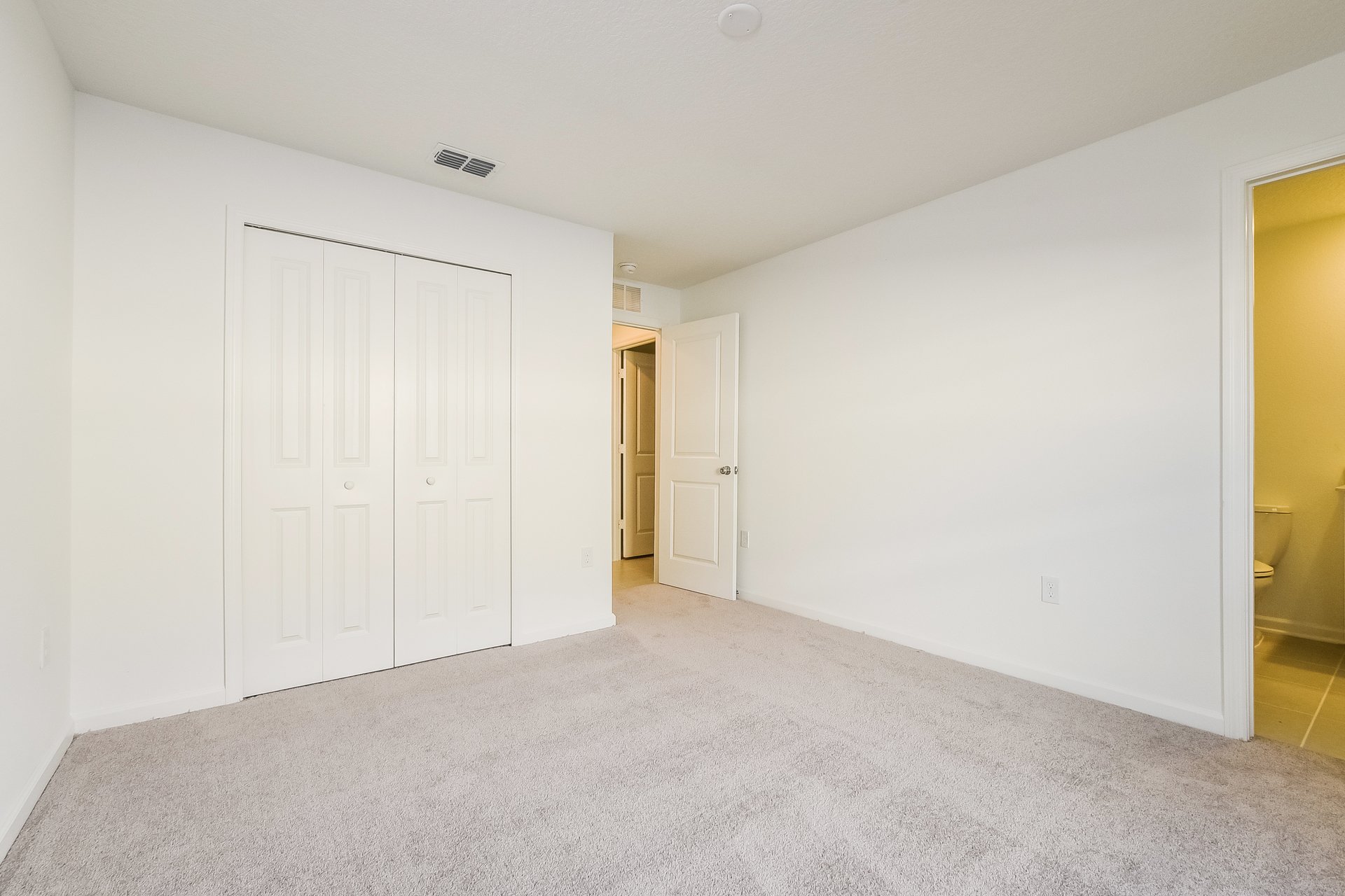 A property photo of 1338 Inkberry Cir  Deland FL 32720-6620