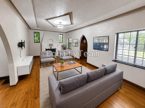 823 Overlook Ave, Cincinnati, OH 45238, USA, photo 2