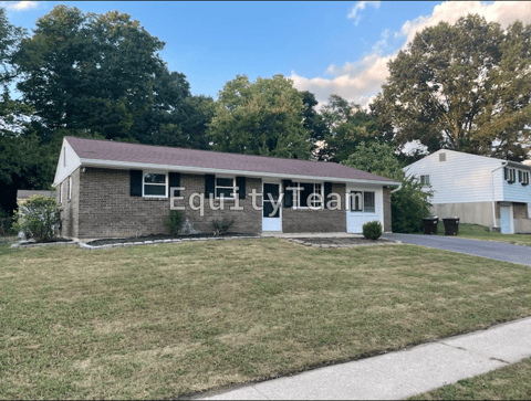 724 Winding Way, Cincinnati, OH 45245, USA, photo 2